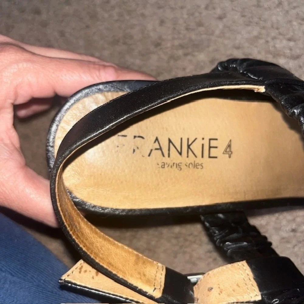 FRANKIE4 Mollie Sandals Croc Embossed‎ Ruched Tortoise Heel Black 11